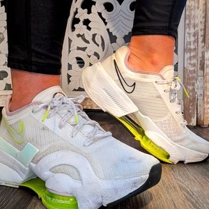 Nike Running & Lifestyle Shoes